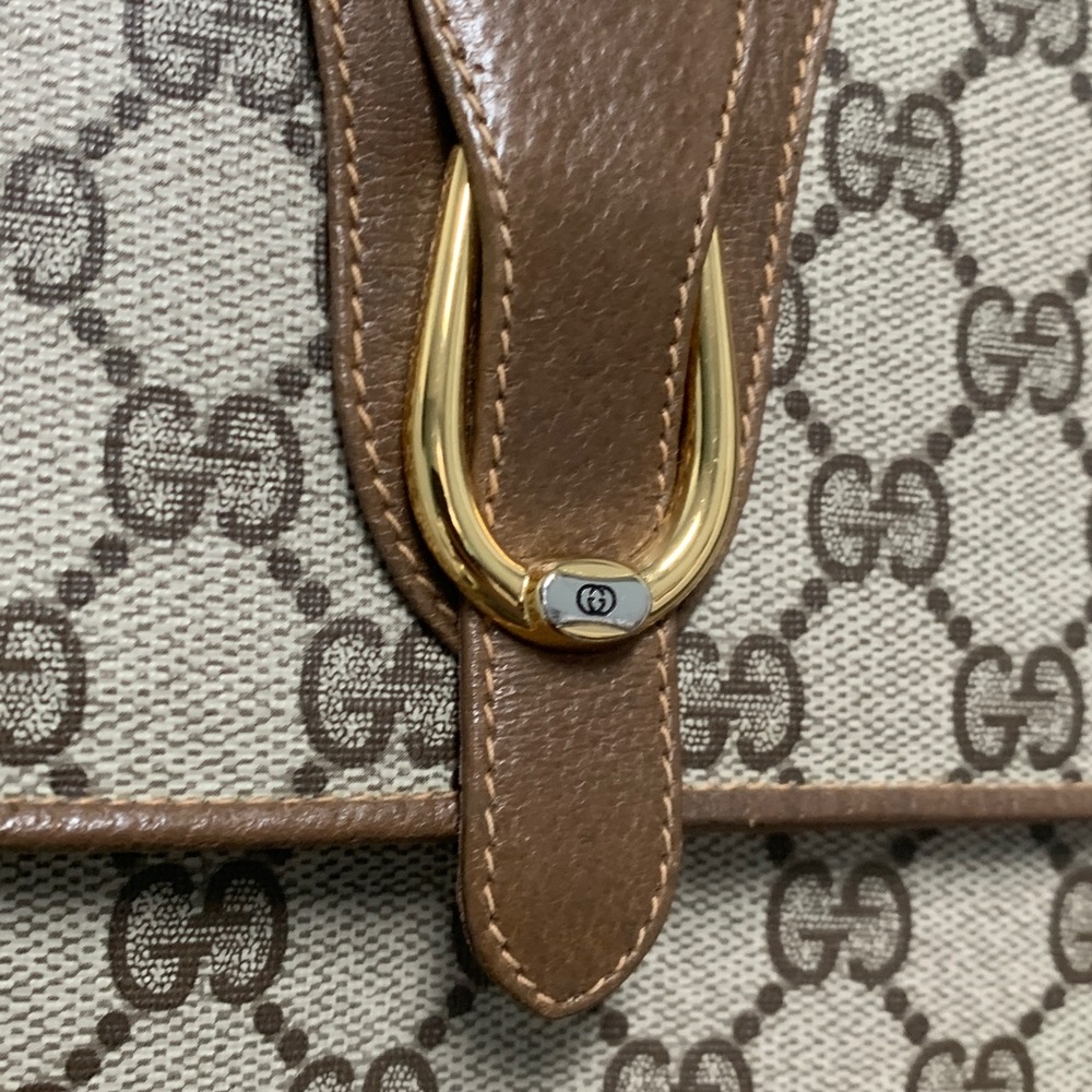 Authentic vintage Gucci brown signature crossbody, shoulder bag, and Cluch - Picture 16 of 17